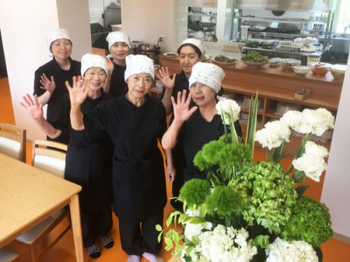 いつも元気な社員食堂スタッフ
